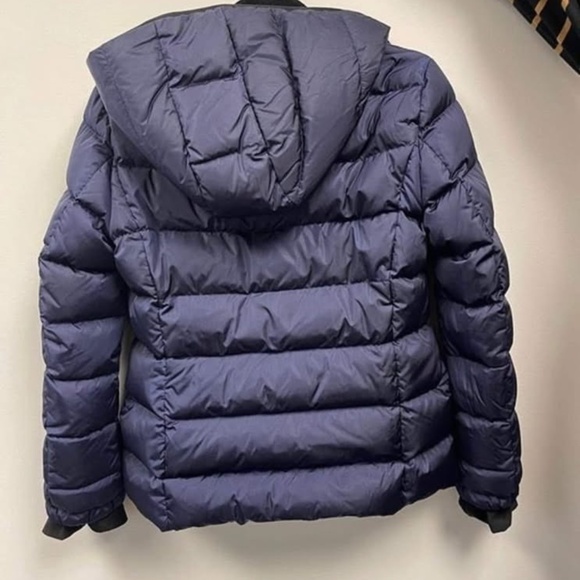 Moncler - Navy puffer coat - Picture 2 of 4